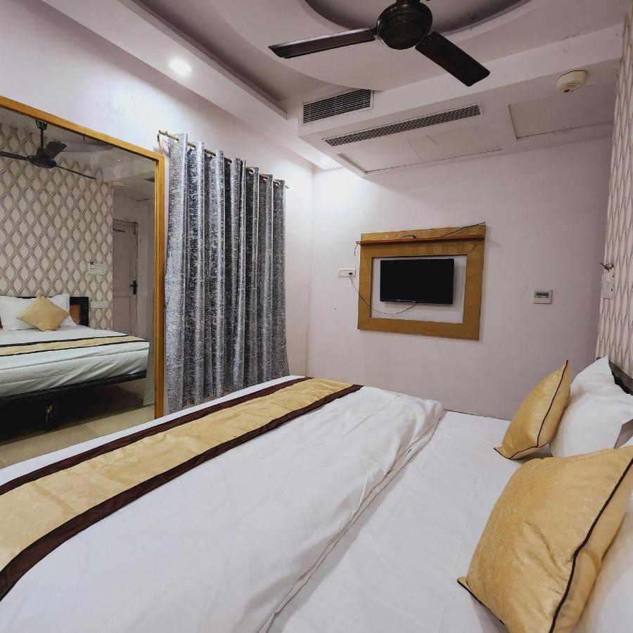 Hotel Royal Afghan นิวเดลี ภายนอก รูปภาพ